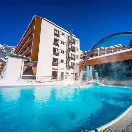 Le Bristol Ξενοδοχείο 4*
