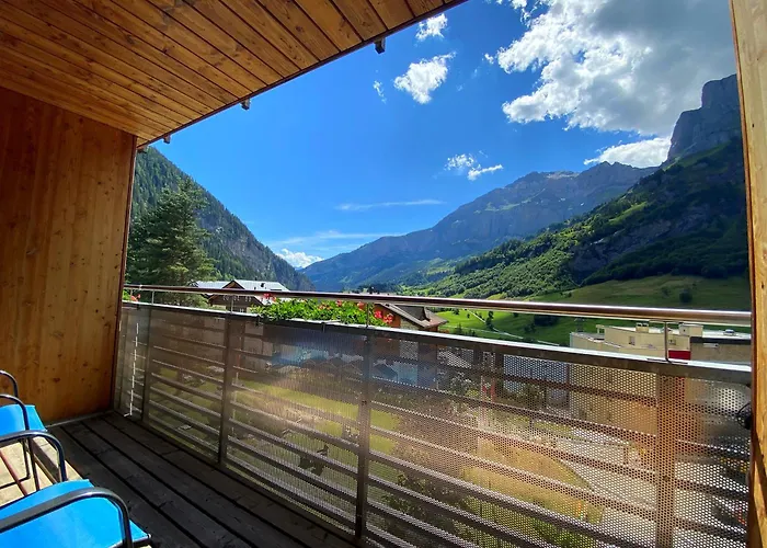 لو بريستول ليوكيرباد لوكباد