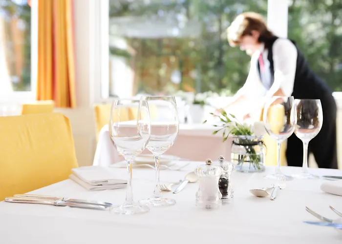 لو بريستول ليوكيرباد لوكباد