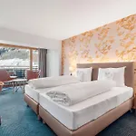 Le Bristol Hotel 4*